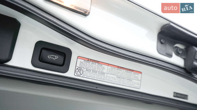 Внедорожник / Кроссовер Toyota Land Cruiser 2016 в Львове фото 11 Внедорожник / Кроссовер Toyota Land Cruiser 2016 в Львове