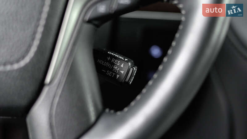 Внедорожник / Кроссовер Toyota Land Cruiser 2016 в Львове фото 29 Внедорожник / Кроссовер Toyota Land Cruiser 2016 в Львове