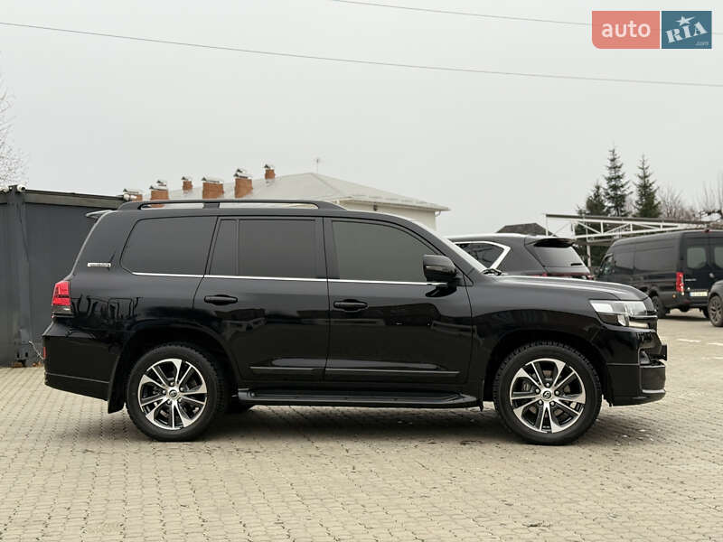 Внедорожник / Кроссовер Toyota Land Cruiser 2020 в Черновцах фото 3 Внедорожник / Кроссовер Toyota Land Cruiser 2020 в Черновцах