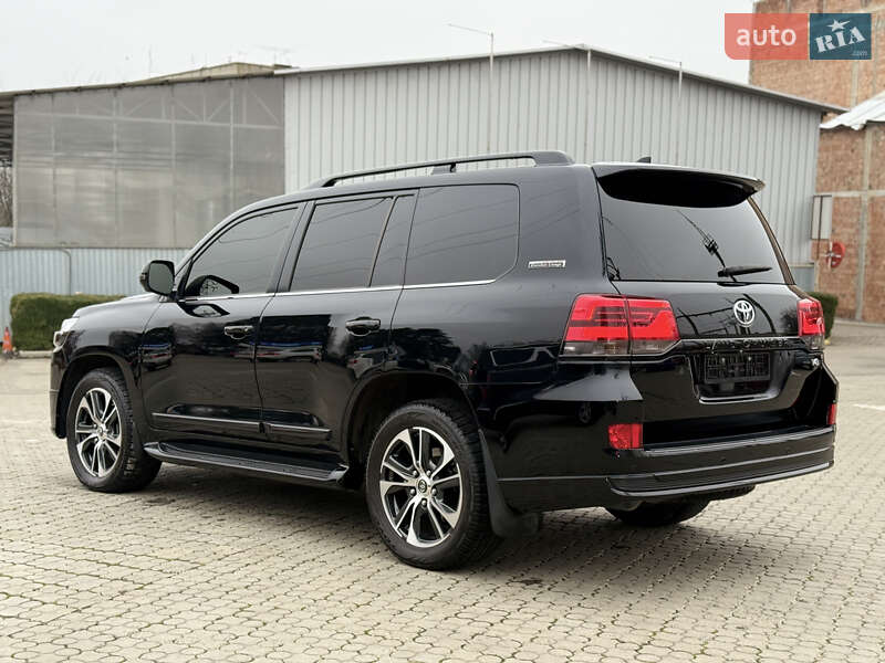 Внедорожник / Кроссовер Toyota Land Cruiser 2020 в Черновцах фото 6 Внедорожник / Кроссовер Toyota Land Cruiser 2020 в Черновцах