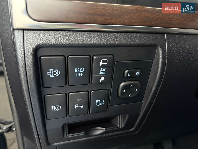 Внедорожник / Кроссовер Toyota Land Cruiser 2020 в Черновцах фото 68 Внедорожник / Кроссовер Toyota Land Cruiser 2020 в Черновцах