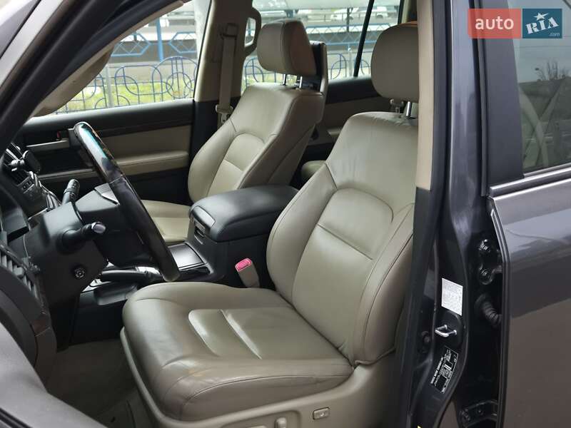 Позашляховик / Кросовер Toyota Land Cruiser 2008 в Києві