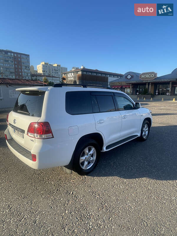 Позашляховик / Кросовер Toyota Land Cruiser 2010 в Доброславі