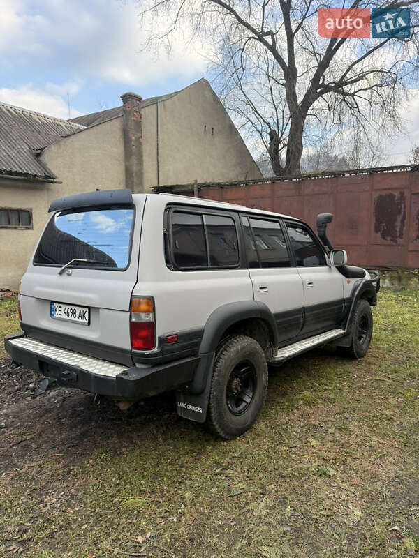 Позашляховик / Кросовер Toyota Land Cruiser 1997 в Лазещині