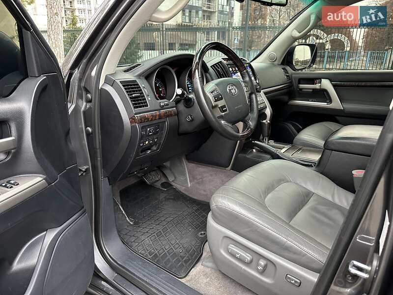 Внедорожник / Кроссовер Toyota Land Cruiser 2008 в Харькове