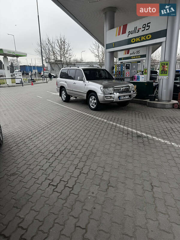 Внедорожник / Кроссовер Toyota Land Cruiser 2003 в Львове