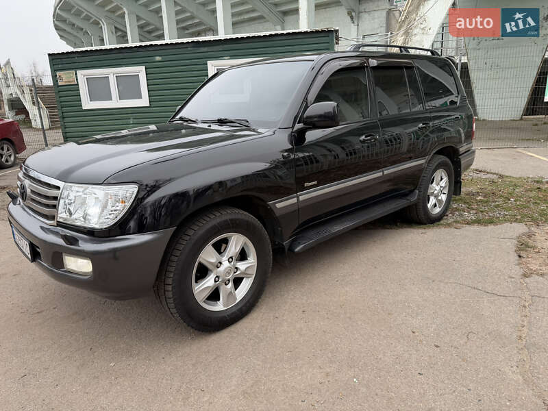 Toyota Land Cruiser 2005