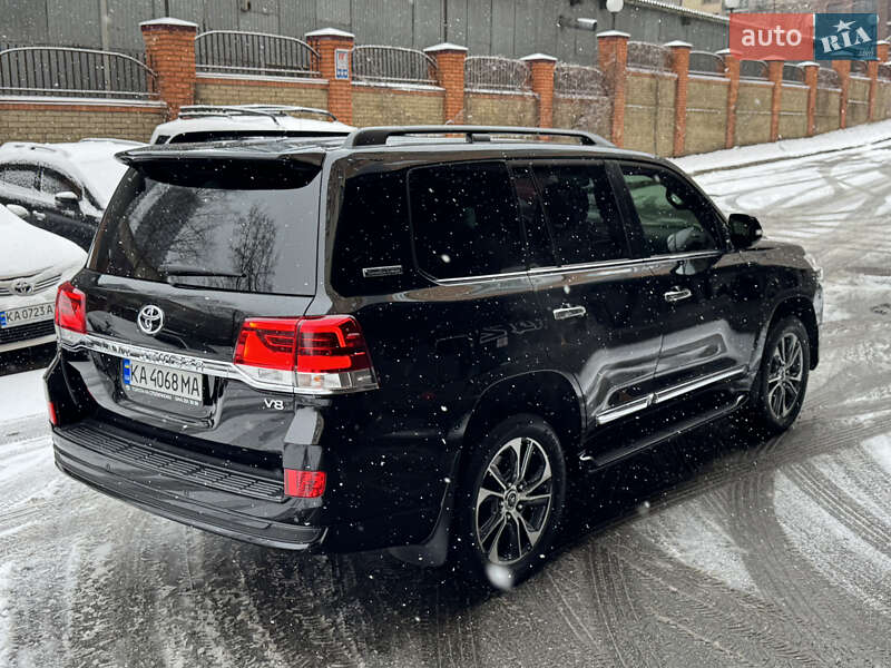 Позашляховик / Кросовер Toyota Land Cruiser 2020 в Києві фото 7 Позашляховик / Кросовер Toyota Land Cruiser 2020 в Києві