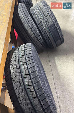 Внедорожник / Кроссовер Toyota Land Cruiser 2007 в Тячеве