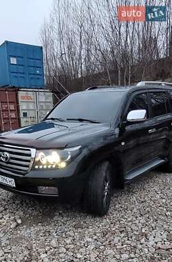 Внедорожник / Кроссовер Toyota Land Cruiser 2007 в Киеве