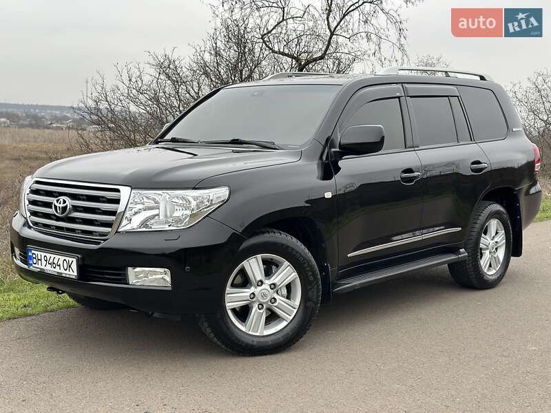 Позашляховик / Кросовер Toyota Land Cruiser 2011 в Одесі