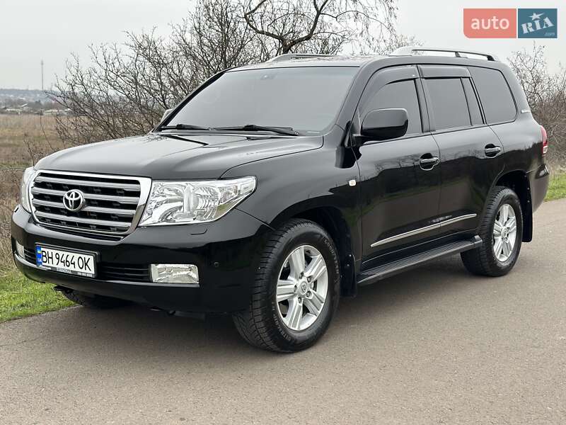 Позашляховик / Кросовер Toyota Land Cruiser 2011 в Одесі
