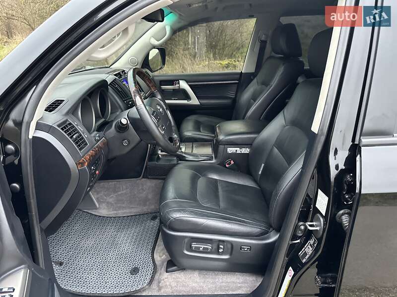 Позашляховик / Кросовер Toyota Land Cruiser 2011 в Одесі