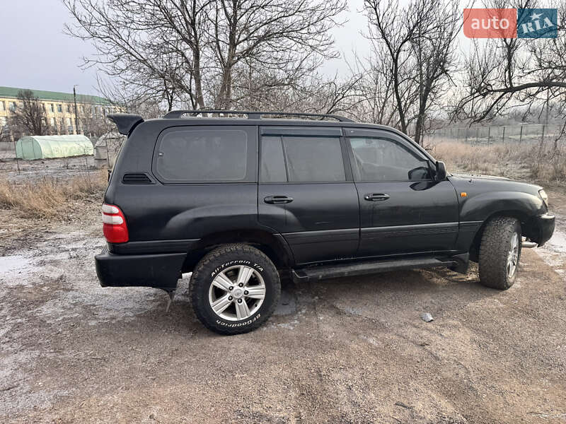 Внедорожник / Кроссовер Toyota Land Cruiser 2004 в Киеве