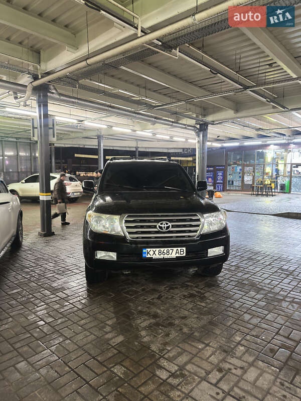 Внедорожник / Кроссовер Toyota Land Cruiser 2008 в Шостке
