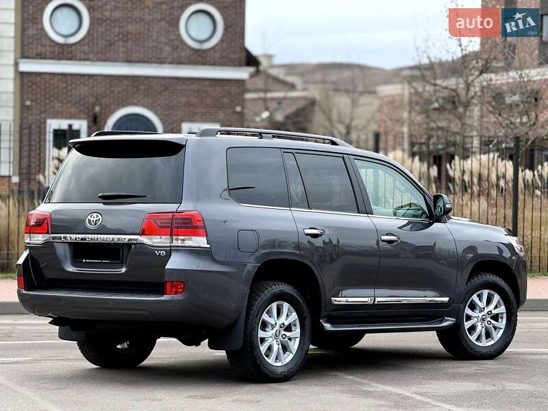 Внедорожник / Кроссовер Toyota Land Cruiser 2020 в Киеве