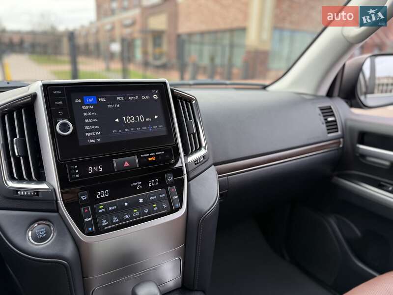 Внедорожник / Кроссовер Toyota Land Cruiser 2020 в Киеве