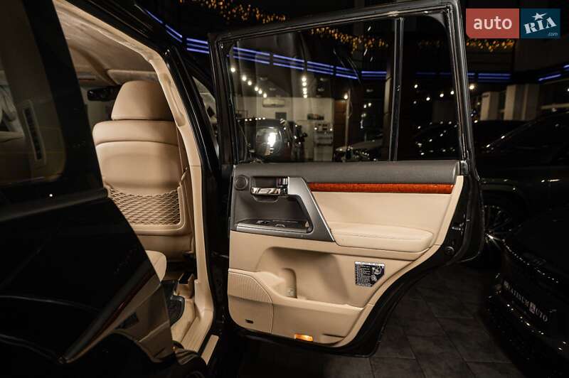 Позашляховик / Кросовер Toyota Land Cruiser 2012 в Одесі фото 28 Позашляховик / Кросовер Toyota Land Cruiser 2012 в Одесі