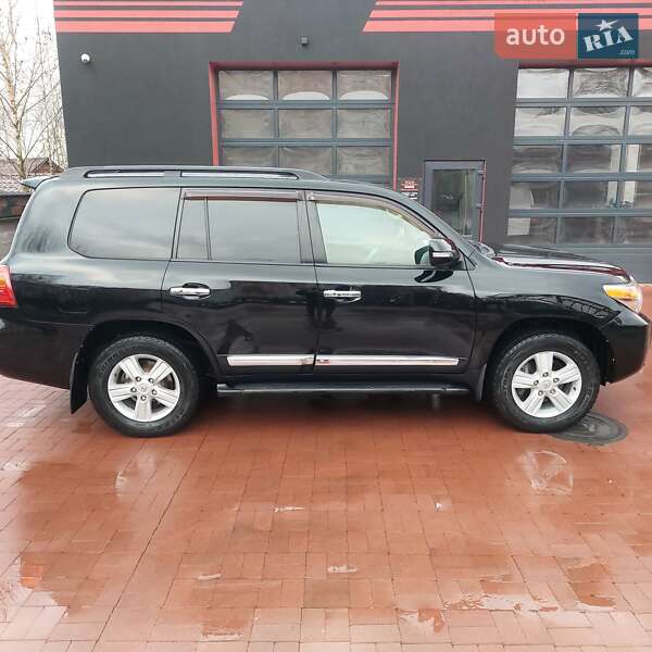 Позашляховик / Кросовер Toyota Land Cruiser 2012 в Рівному фото 41 Позашляховик / Кросовер Toyota Land Cruiser 2012 в Рівному