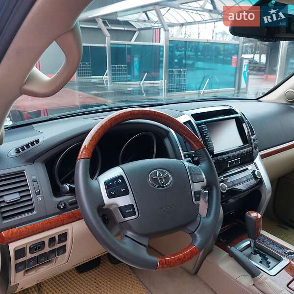 Позашляховик / Кросовер Toyota Land Cruiser 2012 в Рівному фото 54 Позашляховик / Кросовер Toyota Land Cruiser 2012 в Рівному
