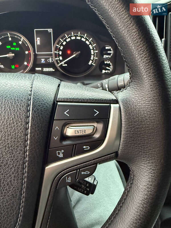 Внедорожник / Кроссовер Toyota Land Cruiser 2016 в Киеве