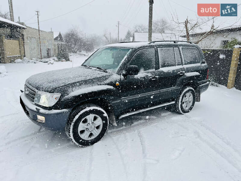 Внедорожник / Кроссовер Toyota Land Cruiser 2006 в Днепре
