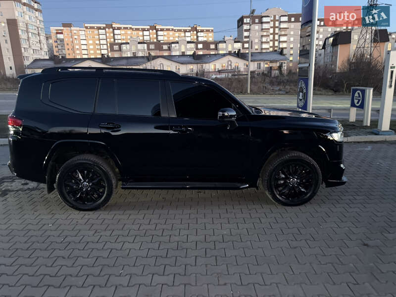 Позашляховик / Кросовер Toyota Land Cruiser 2023 в Хмельницькому