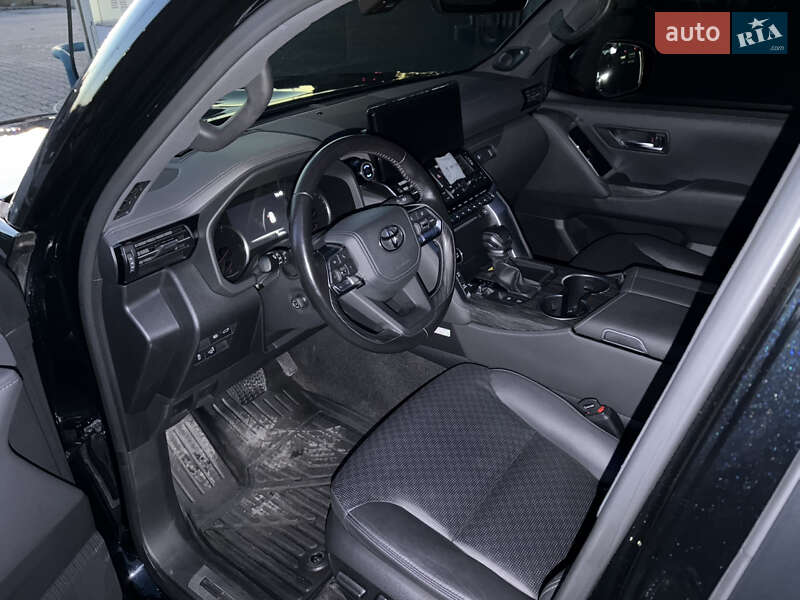 Позашляховик / Кросовер Toyota Land Cruiser 2023 в Хмельницькому