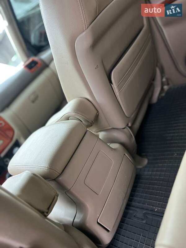 Внедорожник / Кроссовер Toyota Land Cruiser 2002 в Ужгороде