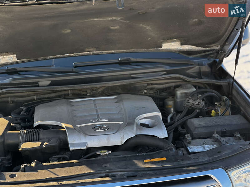 Внедорожник / Кроссовер Toyota Land Cruiser 2008 в Киеве