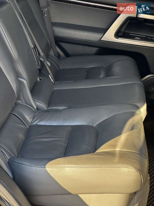 Внедорожник / Кроссовер Toyota Land Cruiser 2008 в Киеве