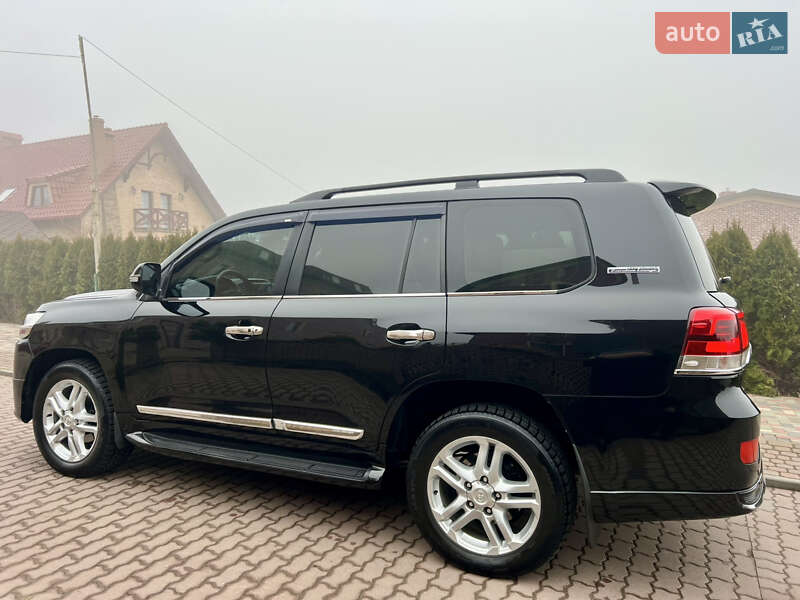 Внедорожник / Кроссовер Toyota Land Cruiser 2007 в Черновцах