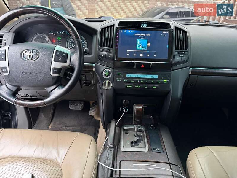 Внедорожник / Кроссовер Toyota Land Cruiser 2010 в Костополе фото 21 Внедорожник / Кроссовер Toyota Land Cruiser 2010 в Костополе