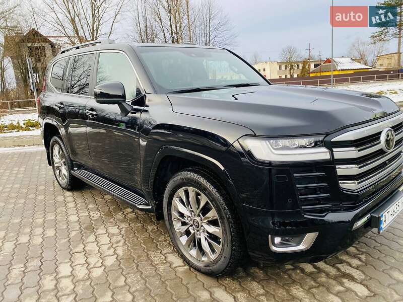 Toyota Land Cruiser 2023