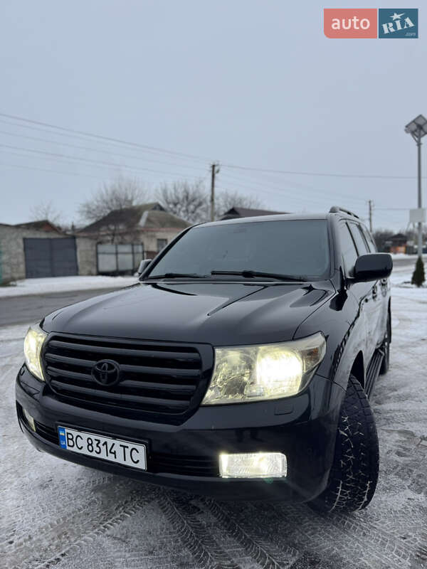 Позашляховик / Кросовер Toyota Land Cruiser 2008 в Києві
