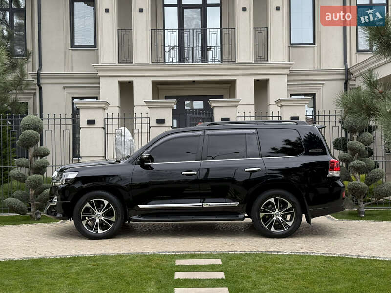 Позашляховик / Кросовер Toyota Land Cruiser 2015 в Одесі