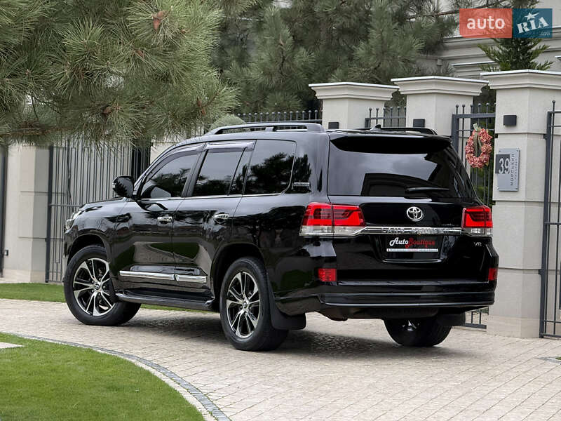 Позашляховик / Кросовер Toyota Land Cruiser 2015 в Одесі