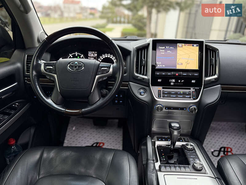 Позашляховик / Кросовер Toyota Land Cruiser 2015 в Одесі