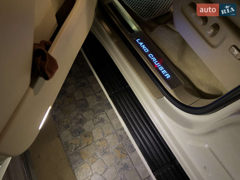 Внедорожник / Кроссовер Toyota Land Cruiser 2019 в Виннице