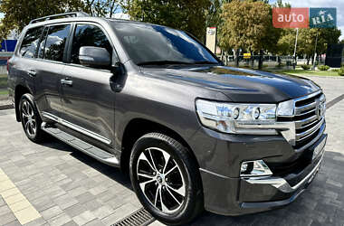 Позашляховик / Кросовер Toyota Land Cruiser 2020 в Дніпрі