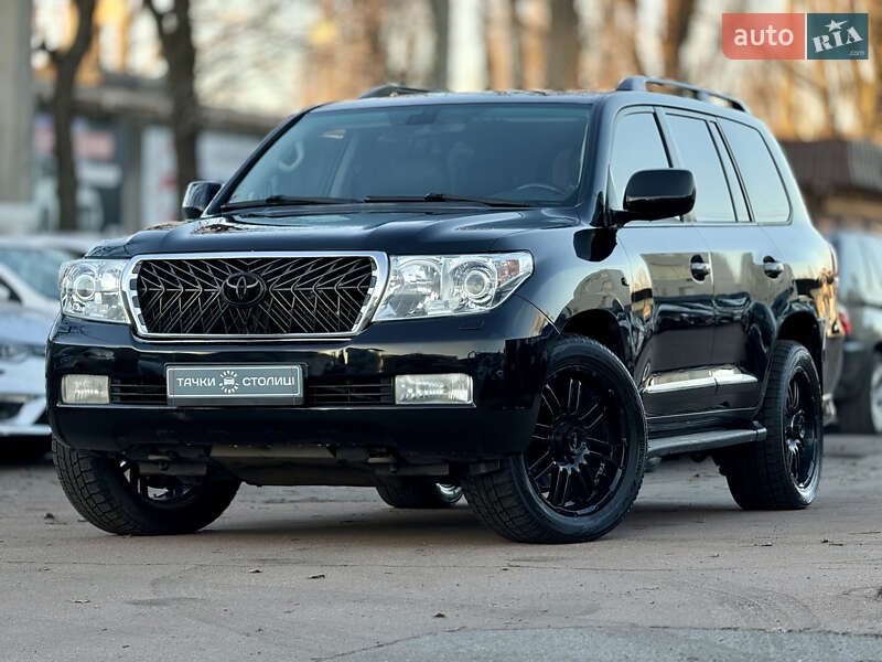 Toyota Land Cruiser 2010