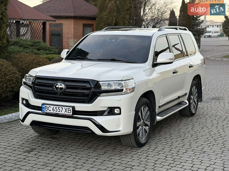 Внедорожник / Кроссовер Toyota Land Cruiser 2016 в Львове фото 17 Внедорожник / Кроссовер Toyota Land Cruiser 2016 в Львове
