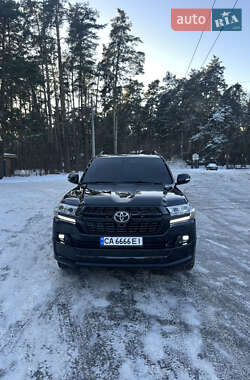 Внедорожник / Кроссовер Toyota Land Cruiser 2007 в Черкассах