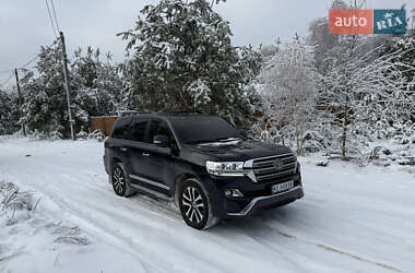 Внедорожник / Кроссовер Toyota Land Cruiser 2016 в Киеве
