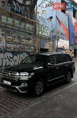 Позашляховик / Кросовер Toyota Land Cruiser 2016 в Одесі