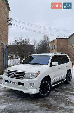 Позашляховик / Кросовер Toyota Land Cruiser 2013 в Звенигородці