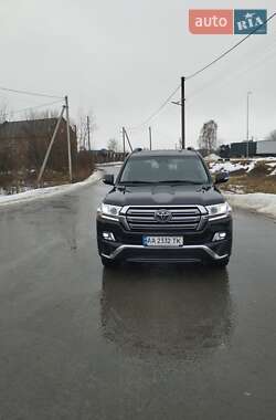 Внедорожник / Кроссовер Toyota Land Cruiser 2018 в Киеве
