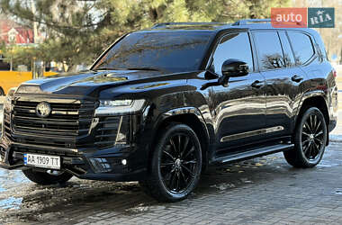 Позашляховик / Кросовер Toyota Land Cruiser 2022 в Дніпрі