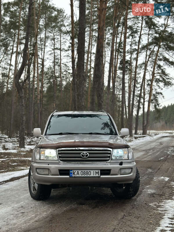 Toyota Land Cruiser 2002