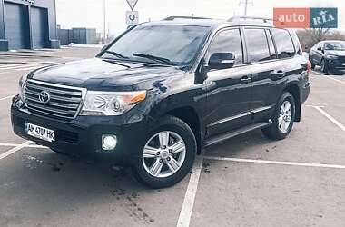 Позашляховик / Кросовер Toyota Land Cruiser 2012 в Чернігові